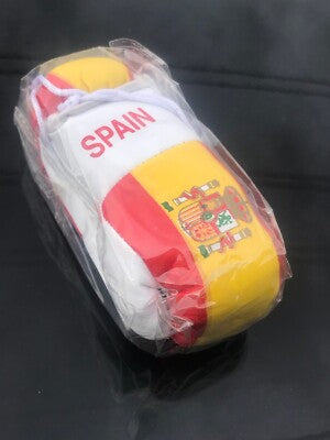 Mini guantes de boxeo con banderas de países colgando